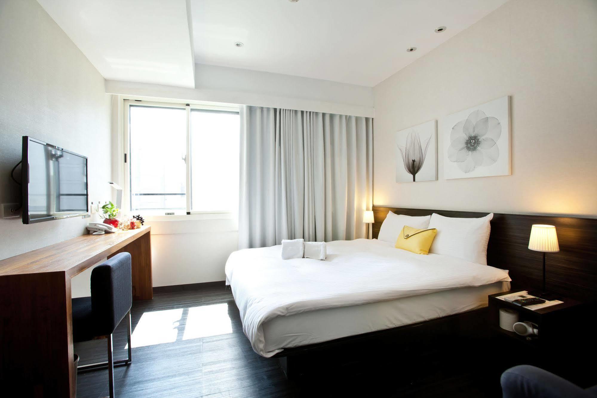 Stay Inn Taipei Bagian luar foto