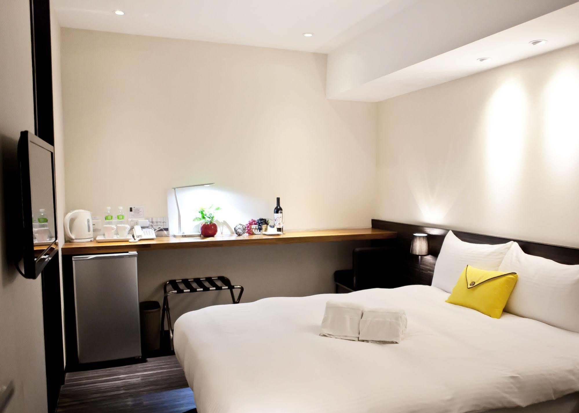 Stay Inn Taipei Bagian luar foto
