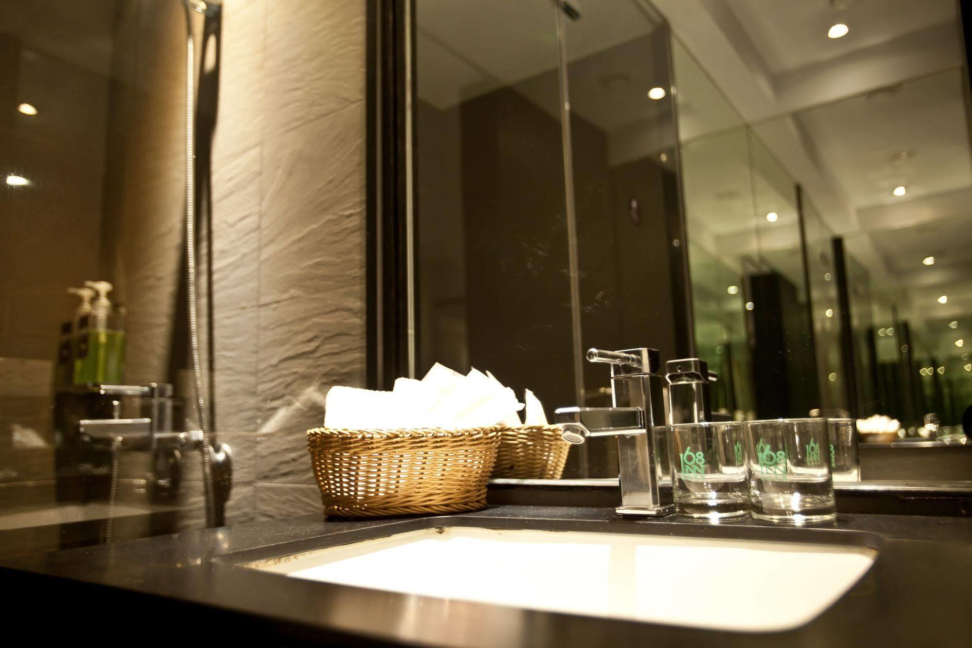 Stay Inn Taipei Bagian luar foto